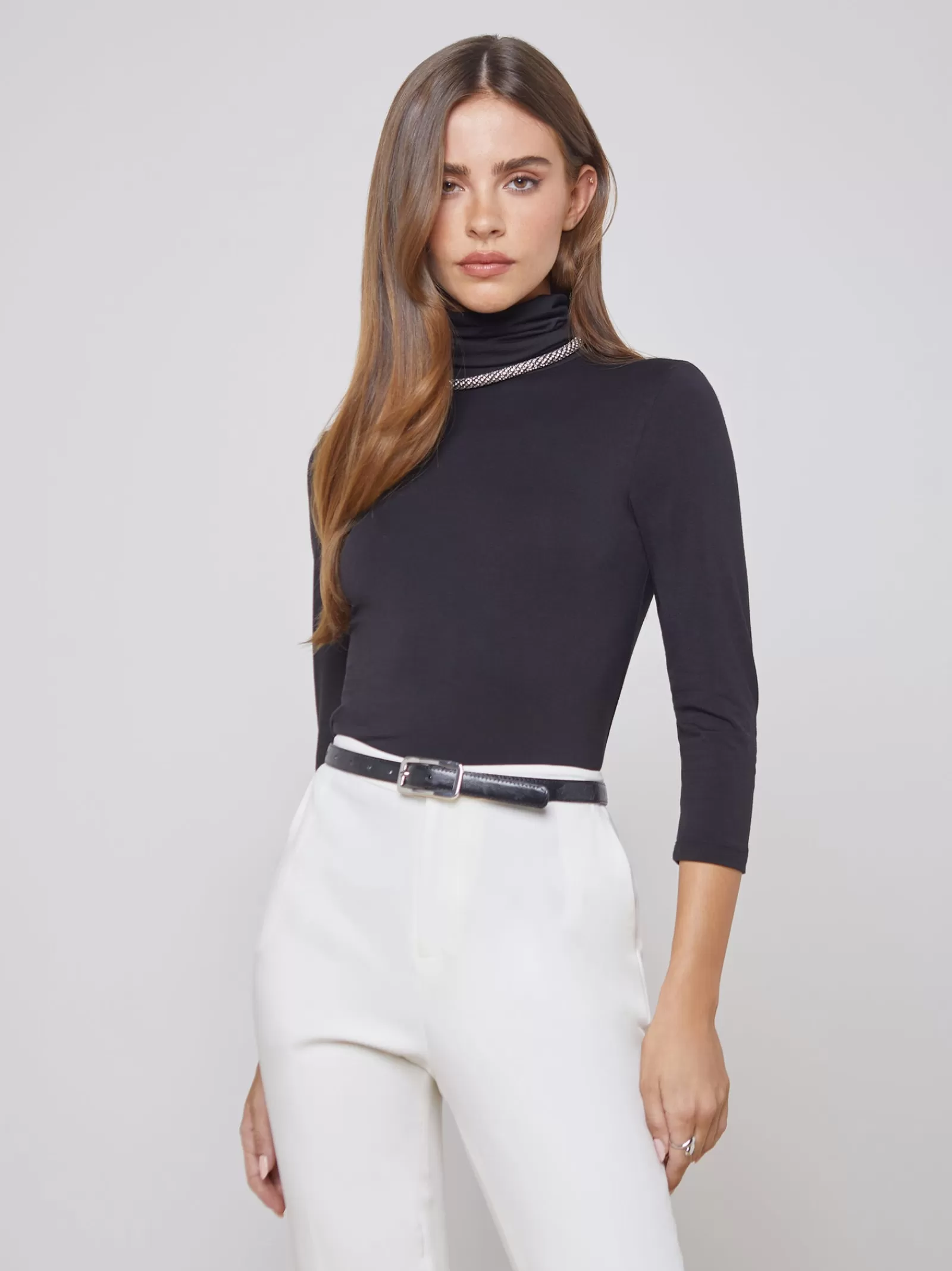L'AGENCE Aja Top< All Things Black | Essentials
