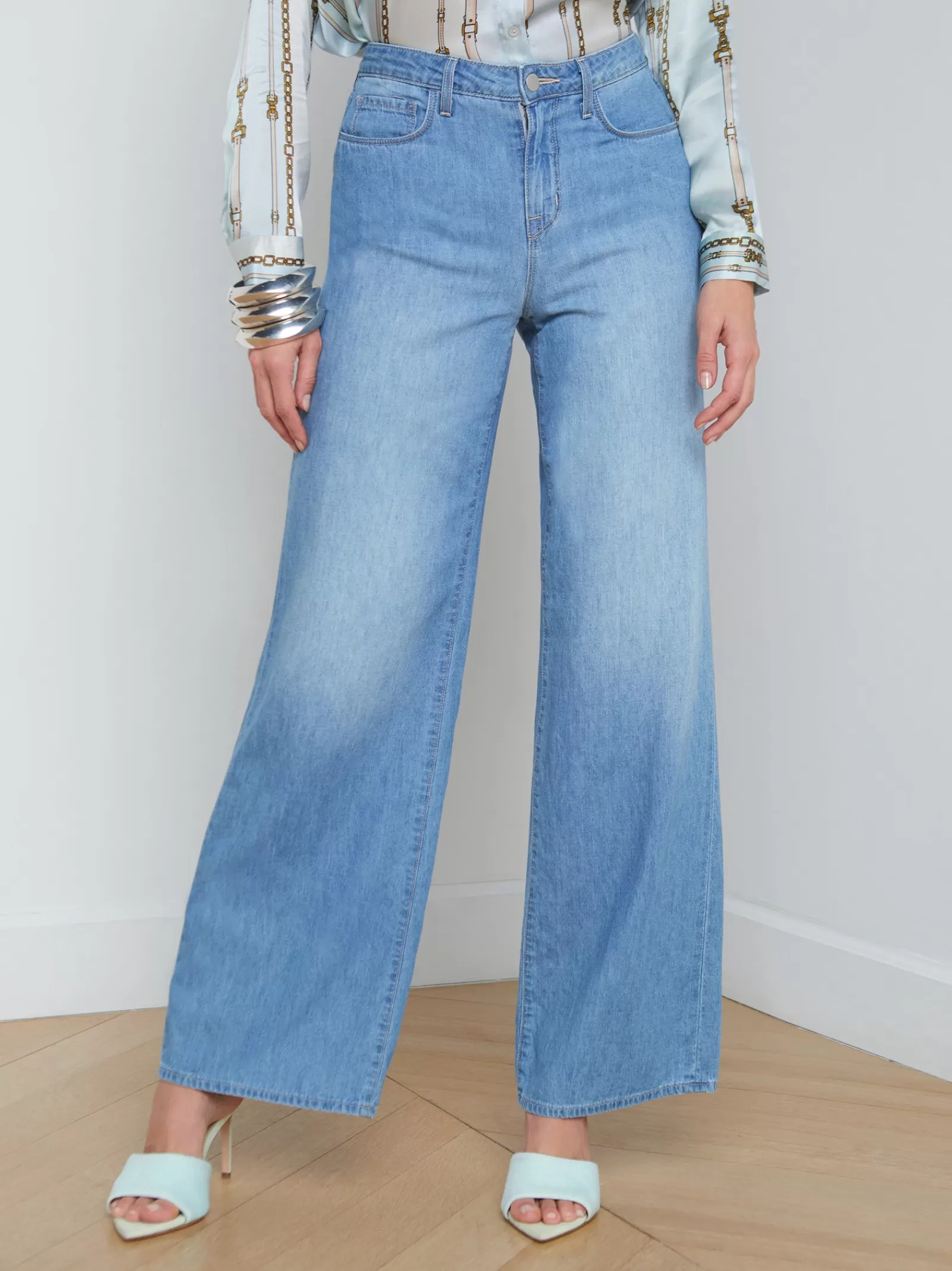 L'AGENCE Alicent Wide-Leg Jean< Wide & Relaxed | Spring Collection