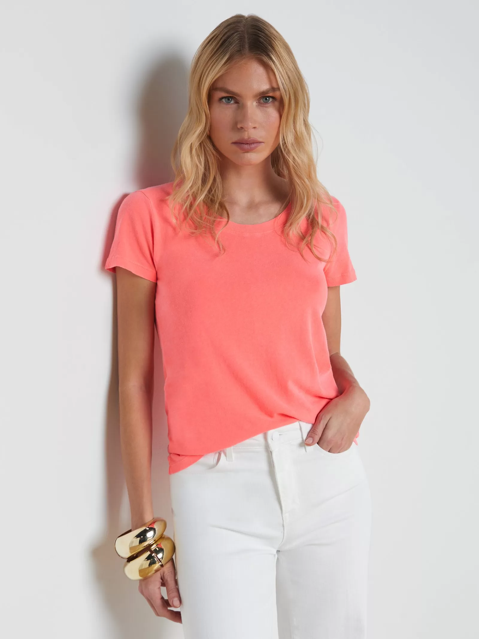 L'AGENCE Cory Cotton Scoopneck Tee< Spring Collection | Tees