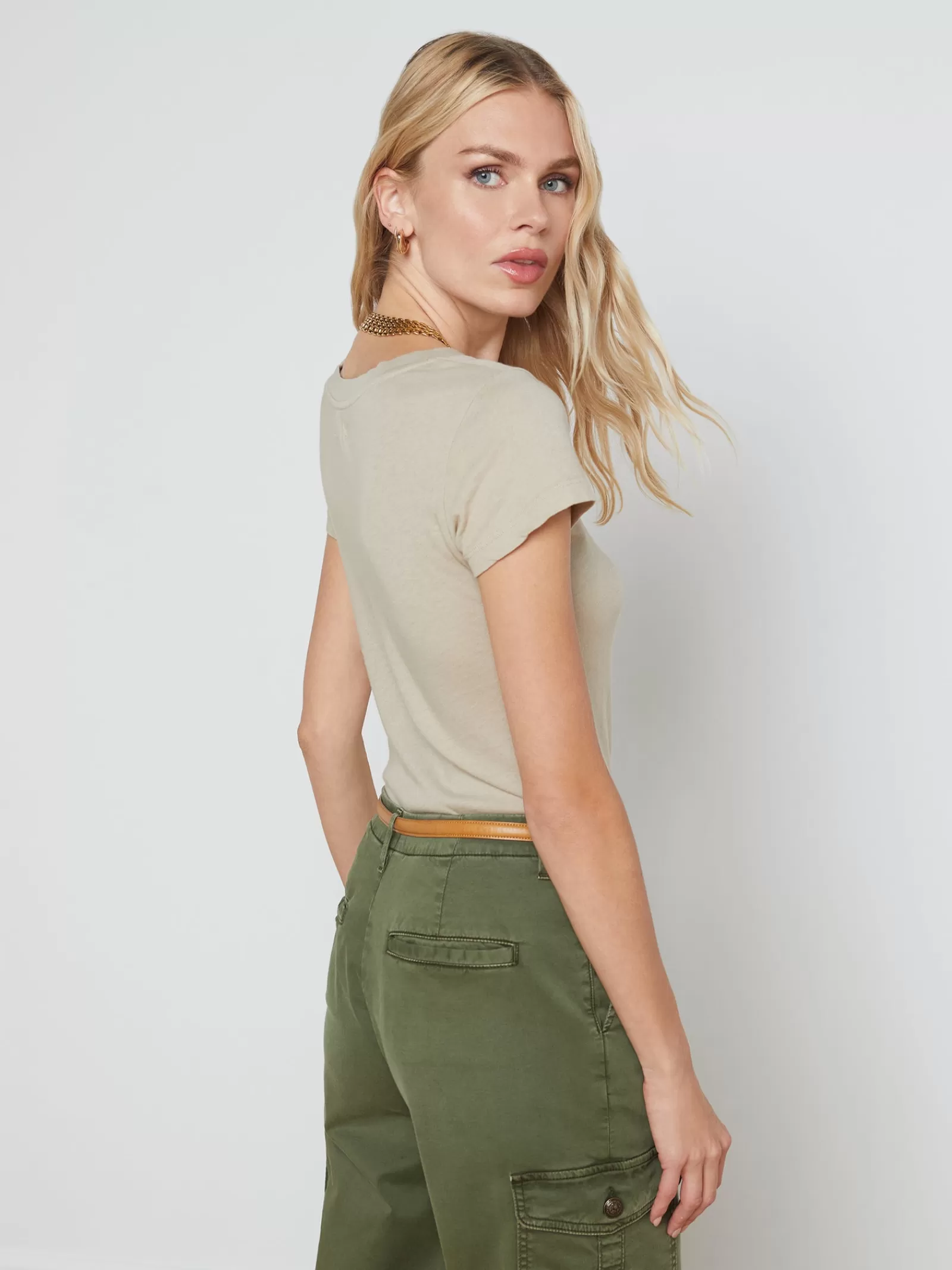 L'AGENCE Cory Cotton Scoopneck Tee< Tees