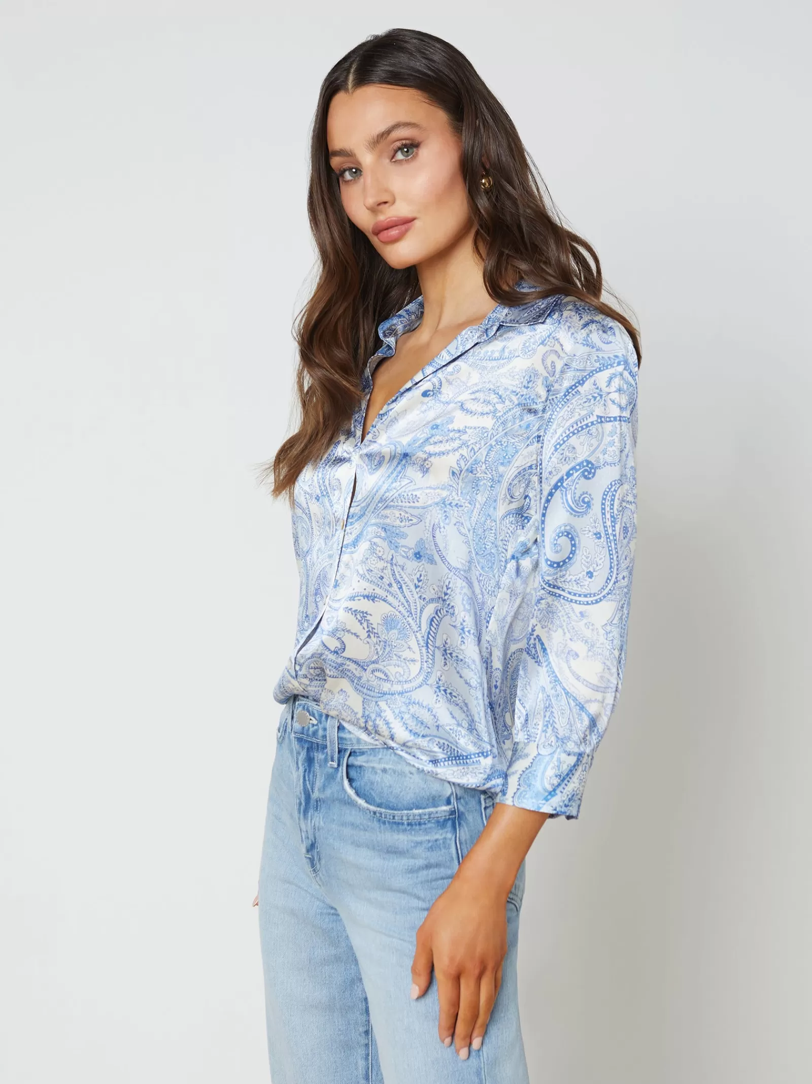 L'AGENCE Dani Silk Blouse< Spring '24 Catalog | Print Edition