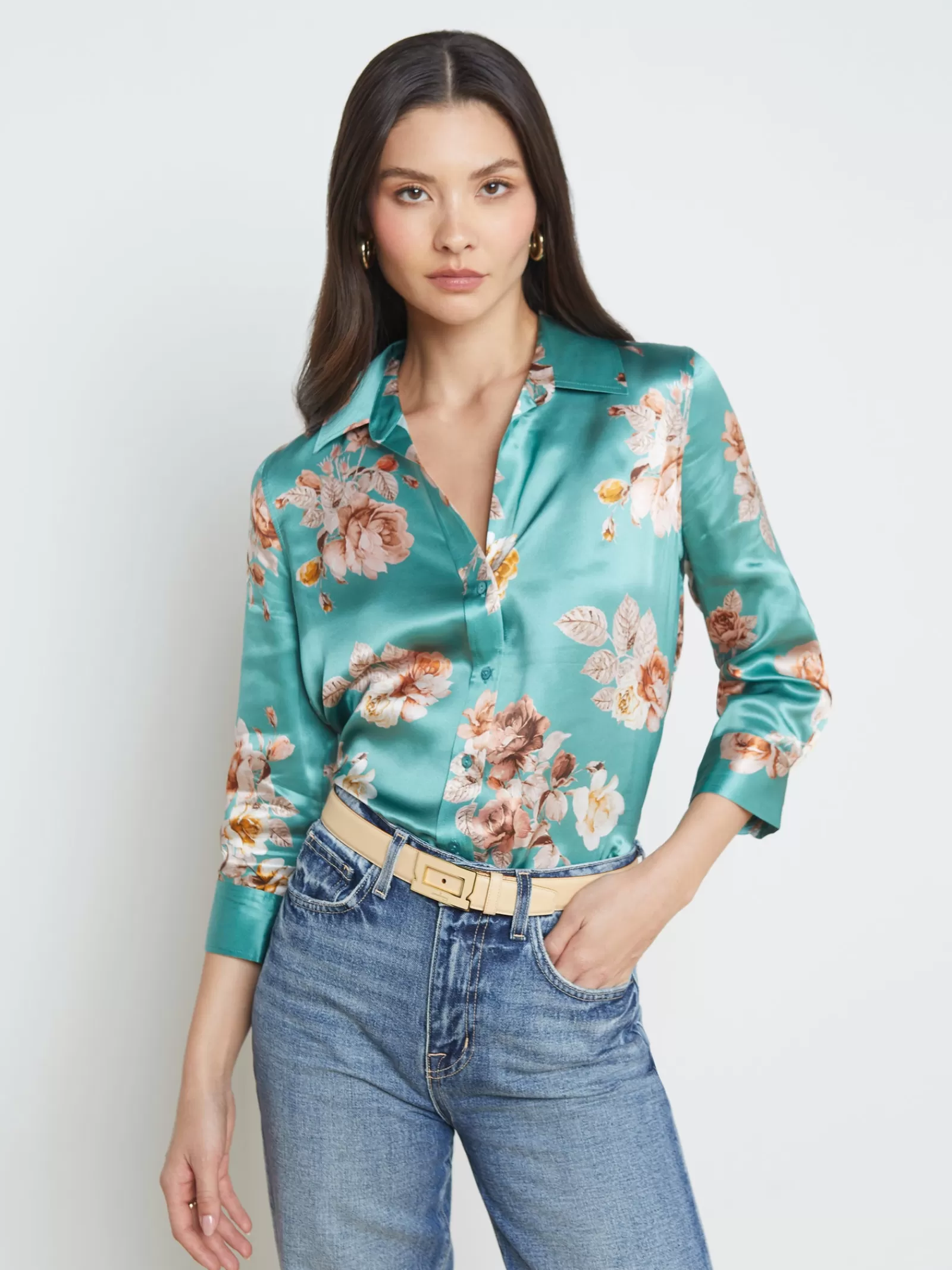 L'AGENCE Dani Silk Blouse< Print Edition | Silks