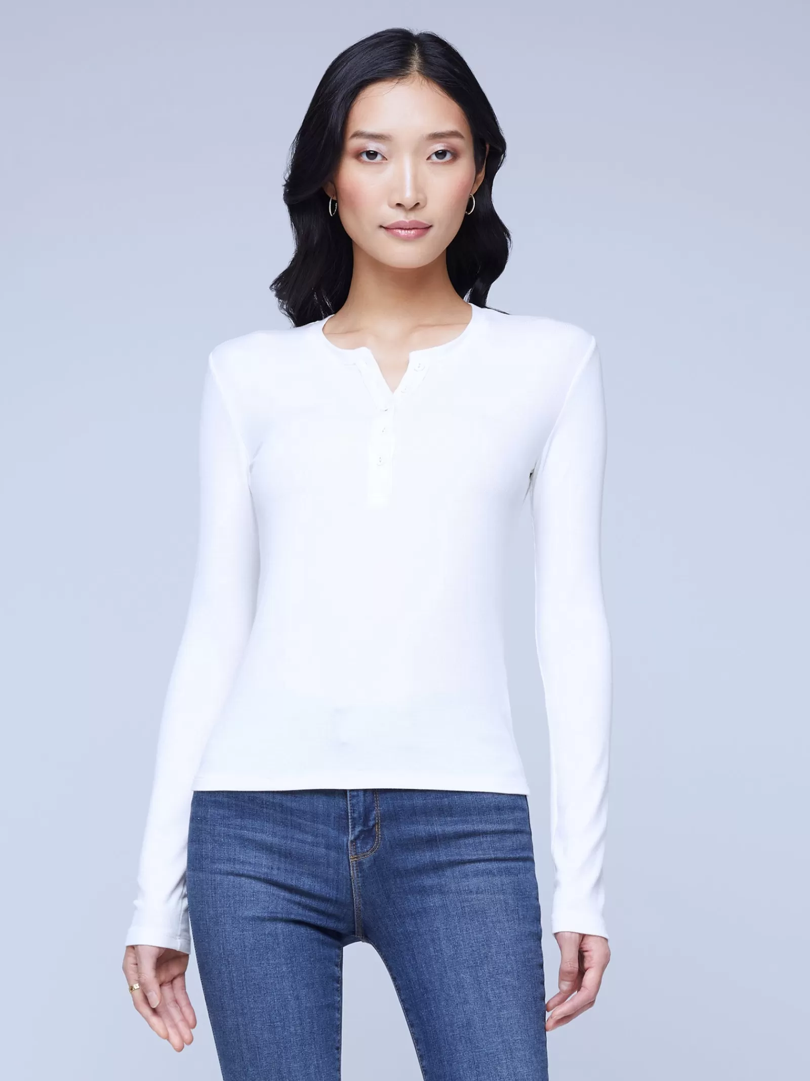 L'AGENCE Faith Long Sleeve Tee< Nouveau Whites | Tees