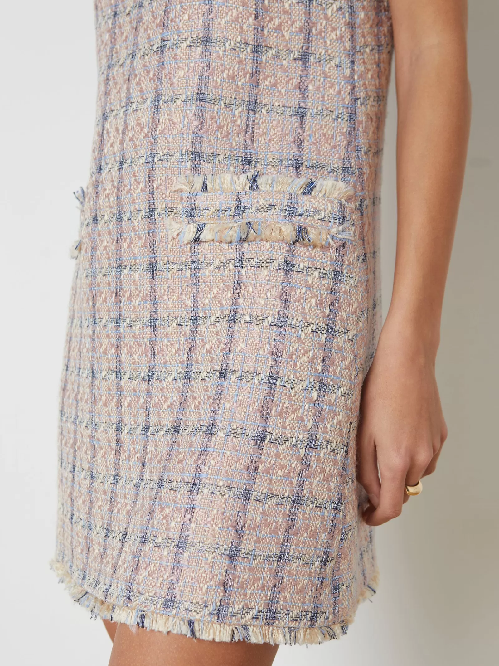 L'AGENCE Florian Tweed Shirtdress< Spring '24 Catalog | Spring Collection