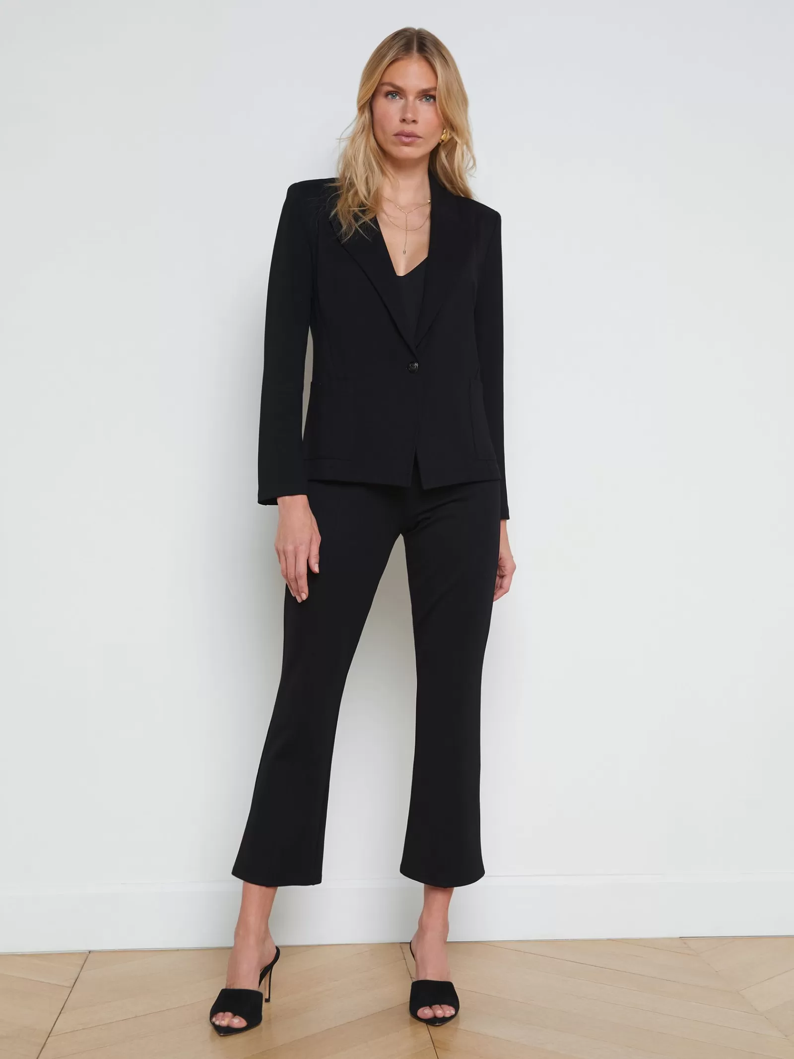 L'AGENCE Flynn Single-Breasted Blazer< All Things Black | Sets