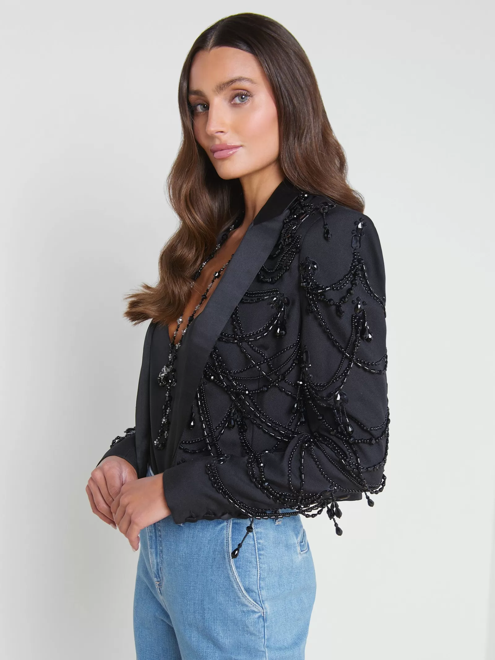 L'AGENCE Jen Beaded Cropped Blazer< All Things Black | Spring Collection