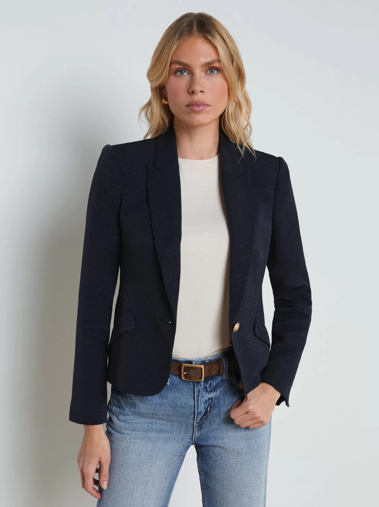 L'AGENCE Jennah Textured Blazer< Spring Collection | Blazers & Jackets