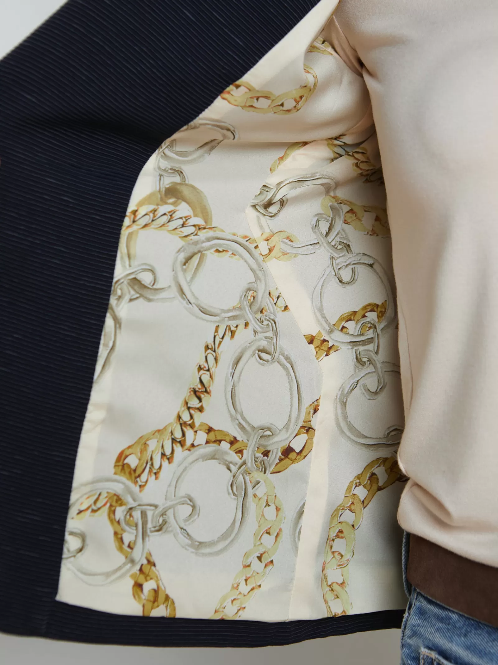 L'AGENCE Jennah Textured Blazer< Spring Collection | Blazers & Jackets