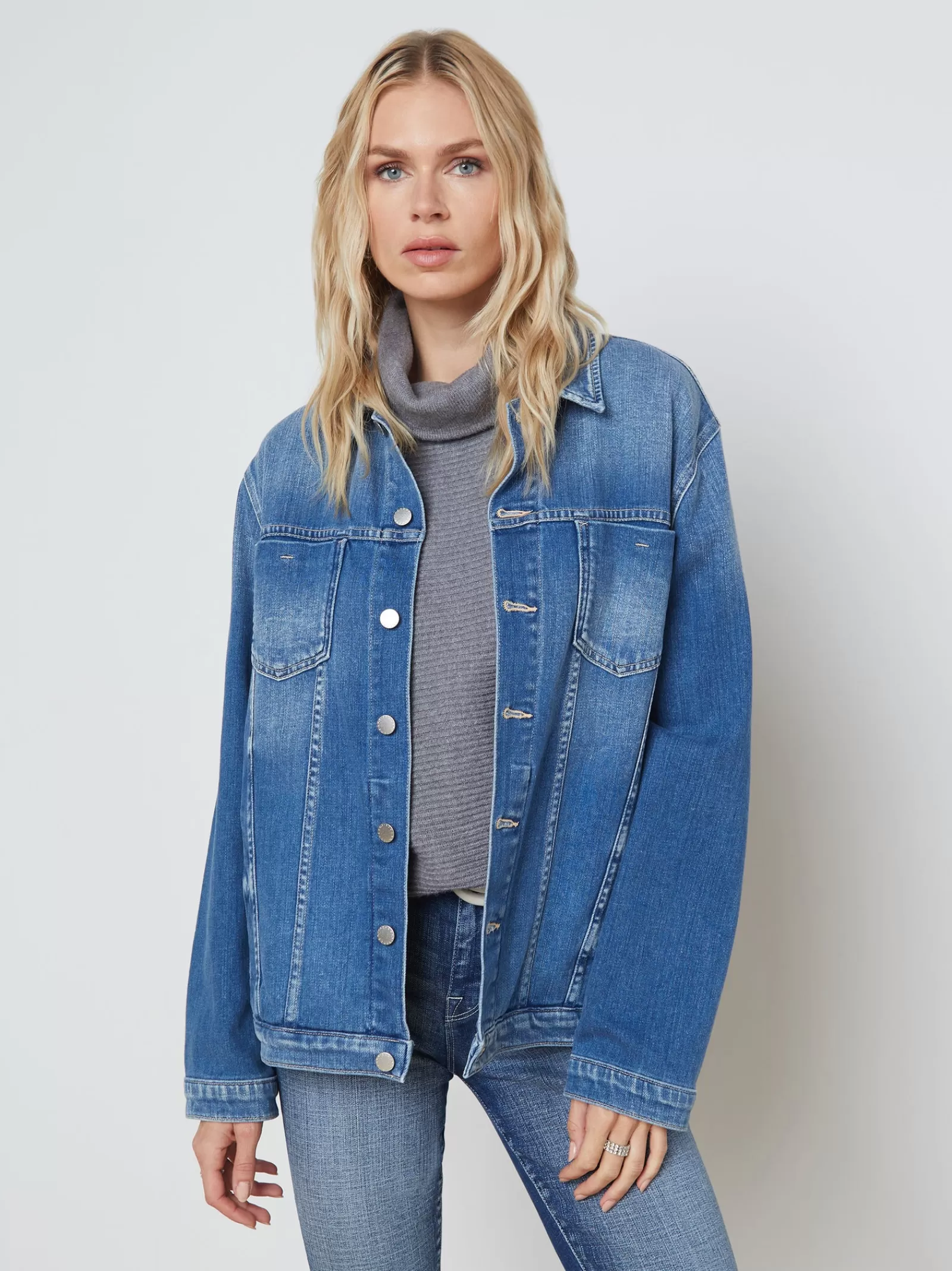 L'AGENCE Karina Oversized Denim Jacket< Resort Collection | Denim Jackets