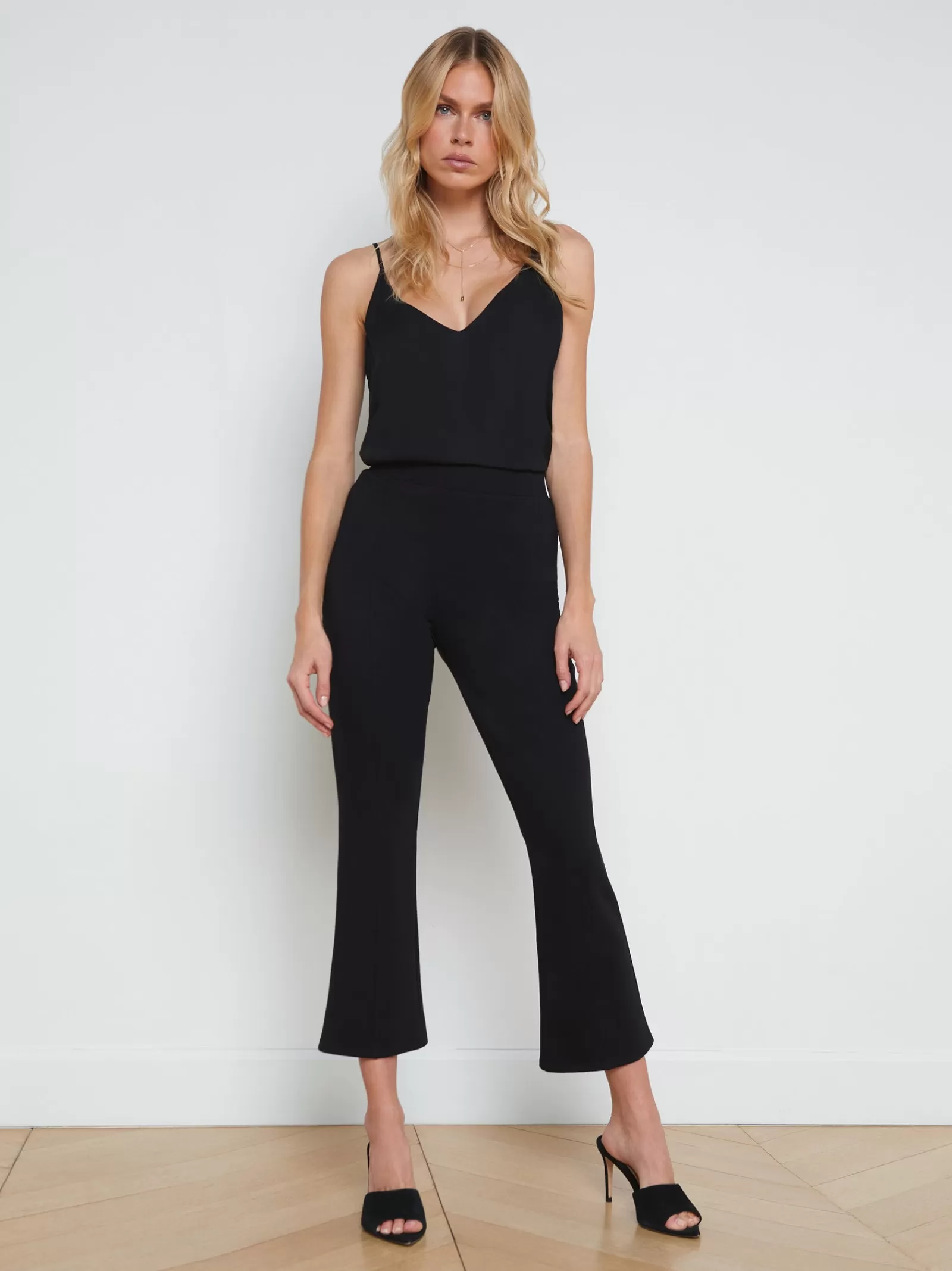 L'AGENCE Kayden Pull-On Kick Flare Pant< All Things Black | Sets