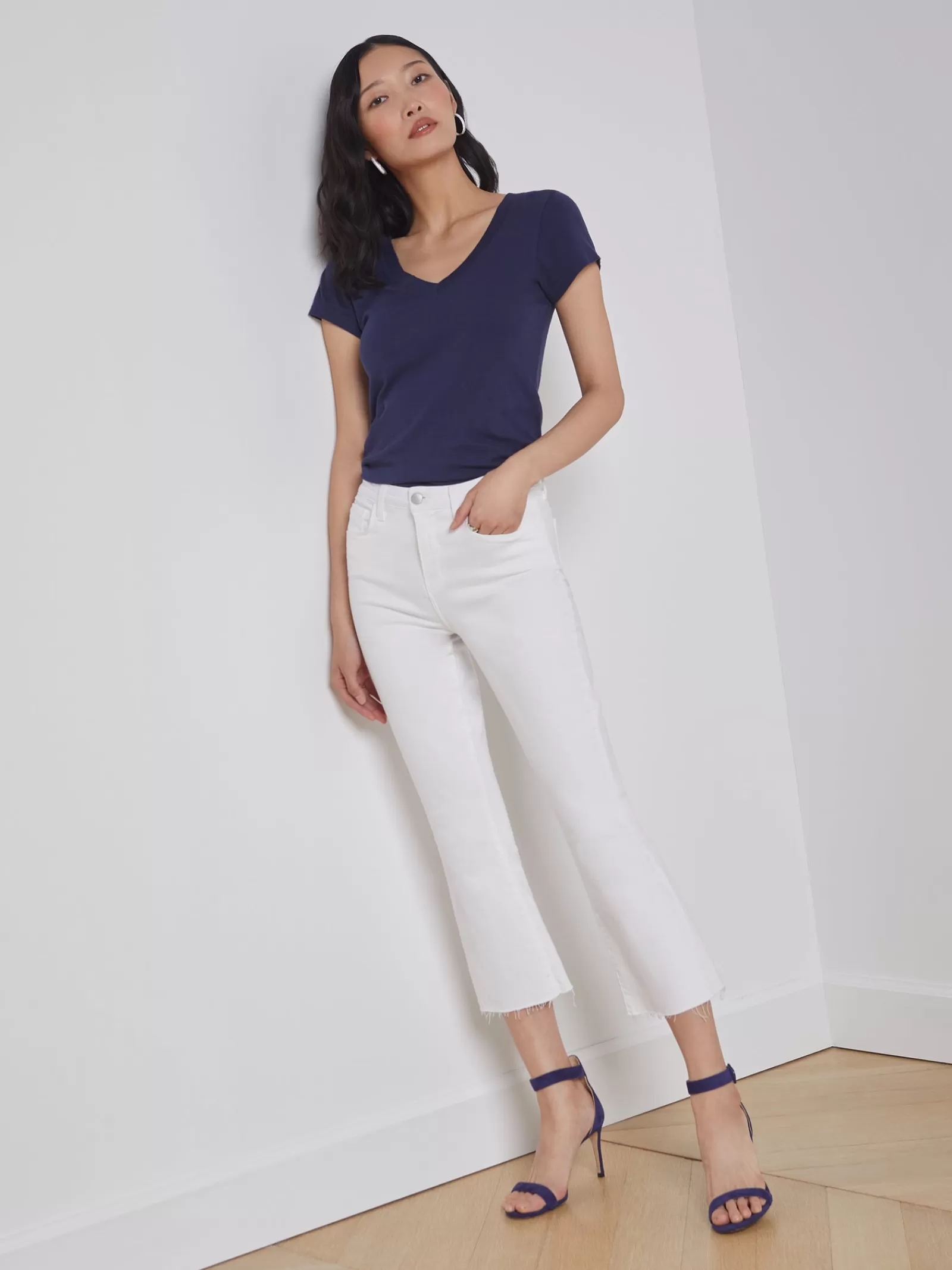 L'AGENCE Kendra Cropped Flare Jean< Nouveau Whites | Petite