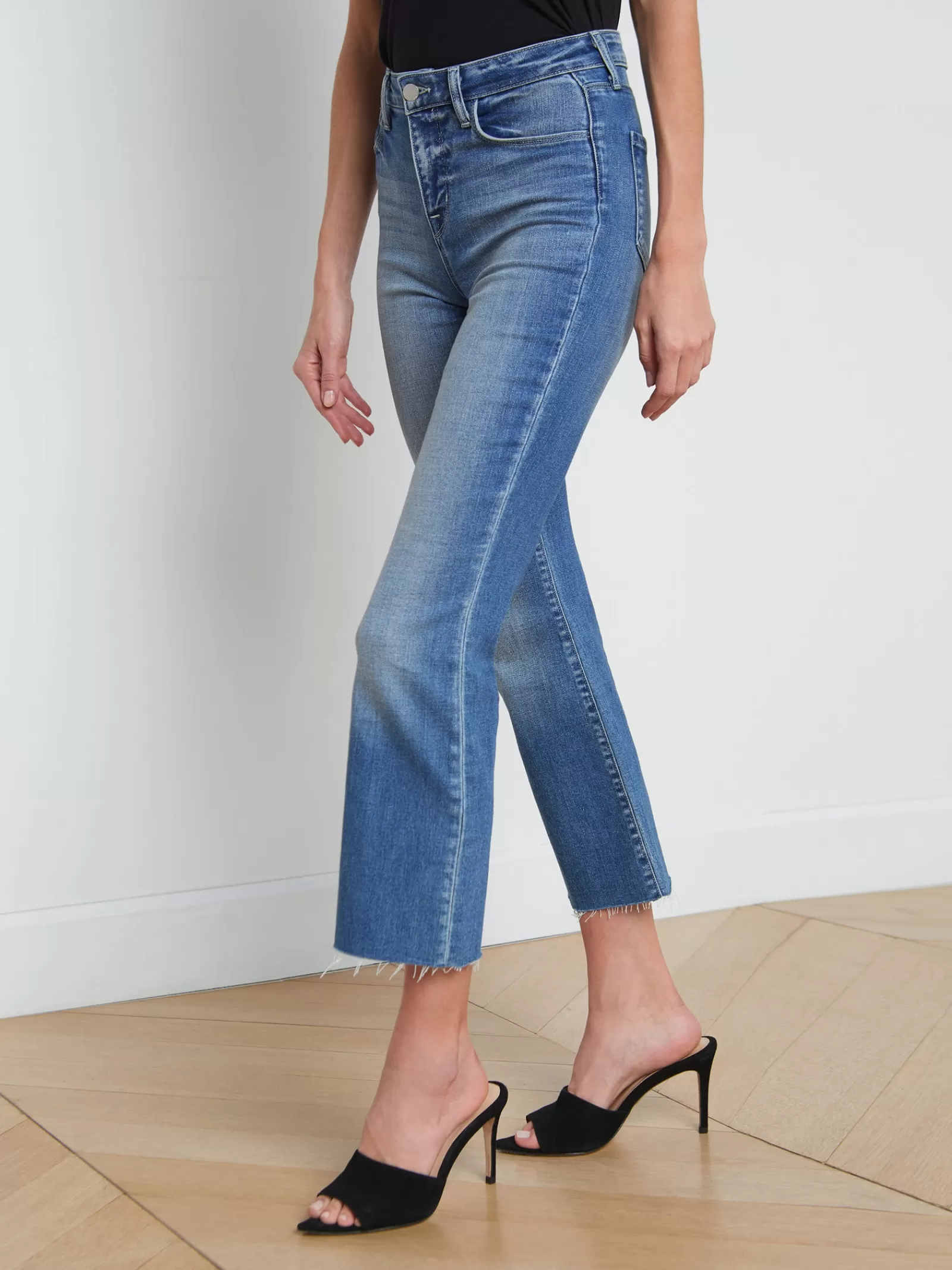 L'AGENCE Kendra Cropped Flare Jean< Back in Stock | Petite