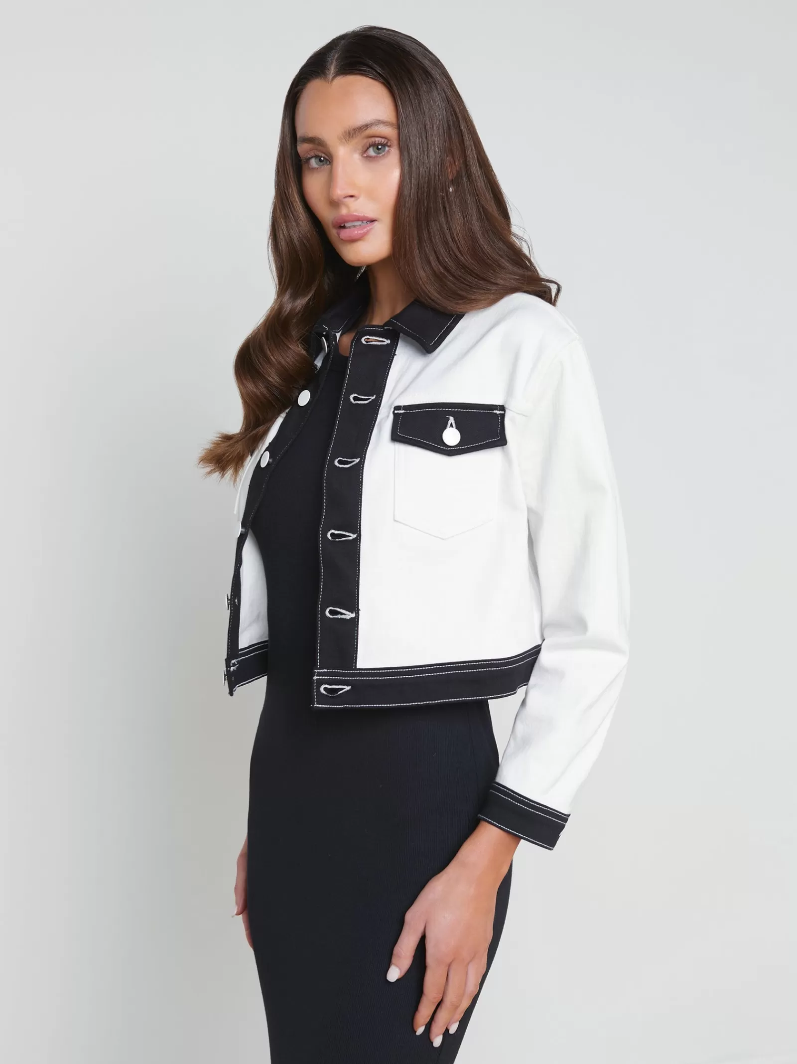 L'AGENCE Koda Contrast Denim Jacket< Spring Collection | Denim Jackets