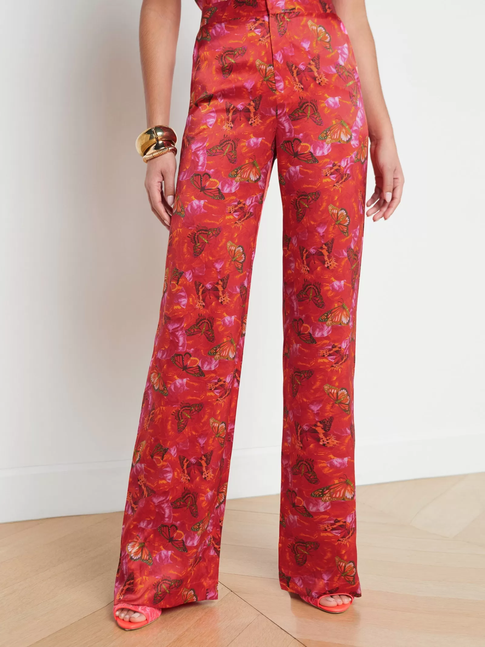 L'AGENCE Livvy Silk Straight-Leg Trouser< Sets | Print Edition
