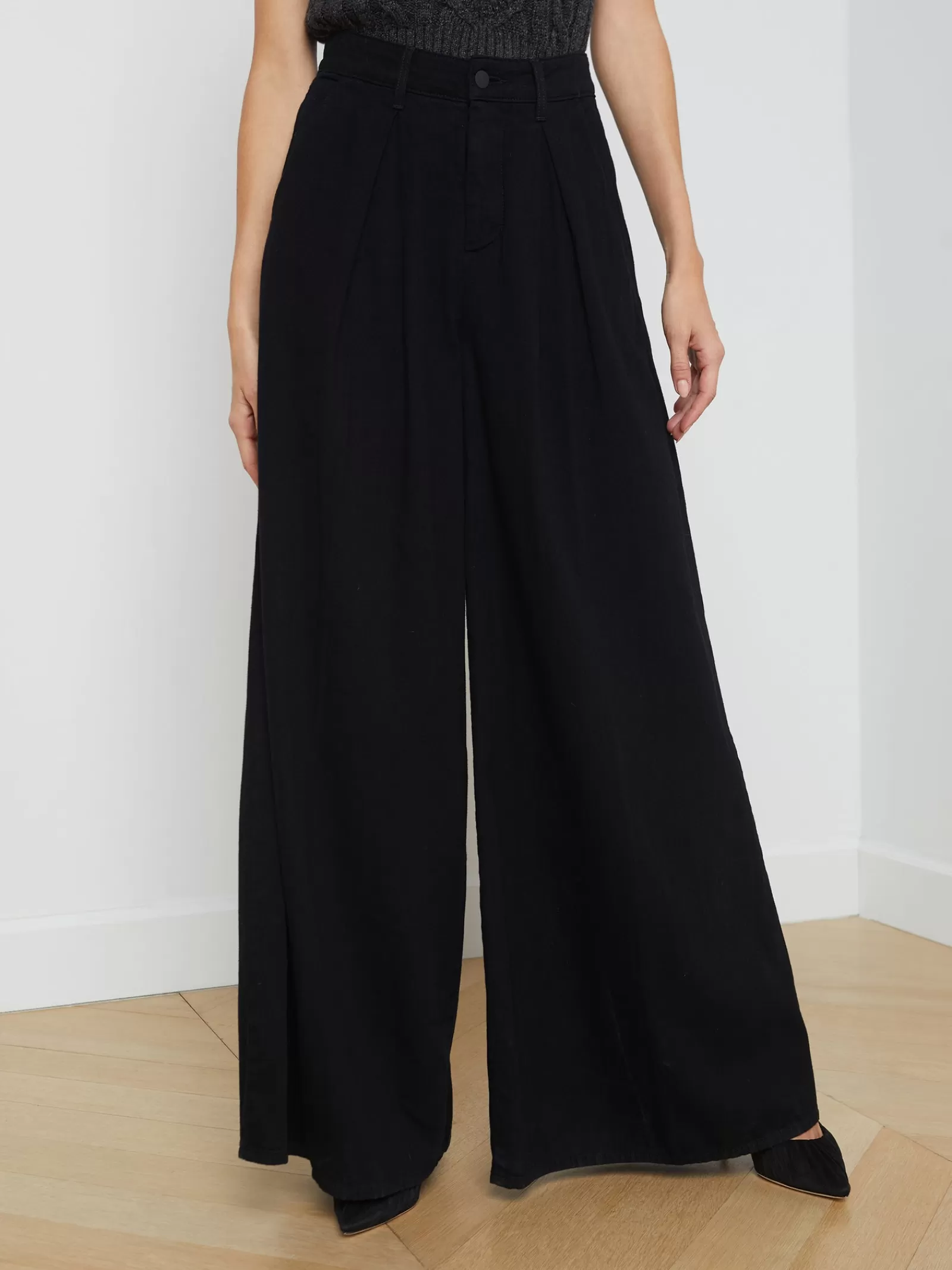 L'AGENCE Lorenza Jean< All Things Black | Wide & Relaxed