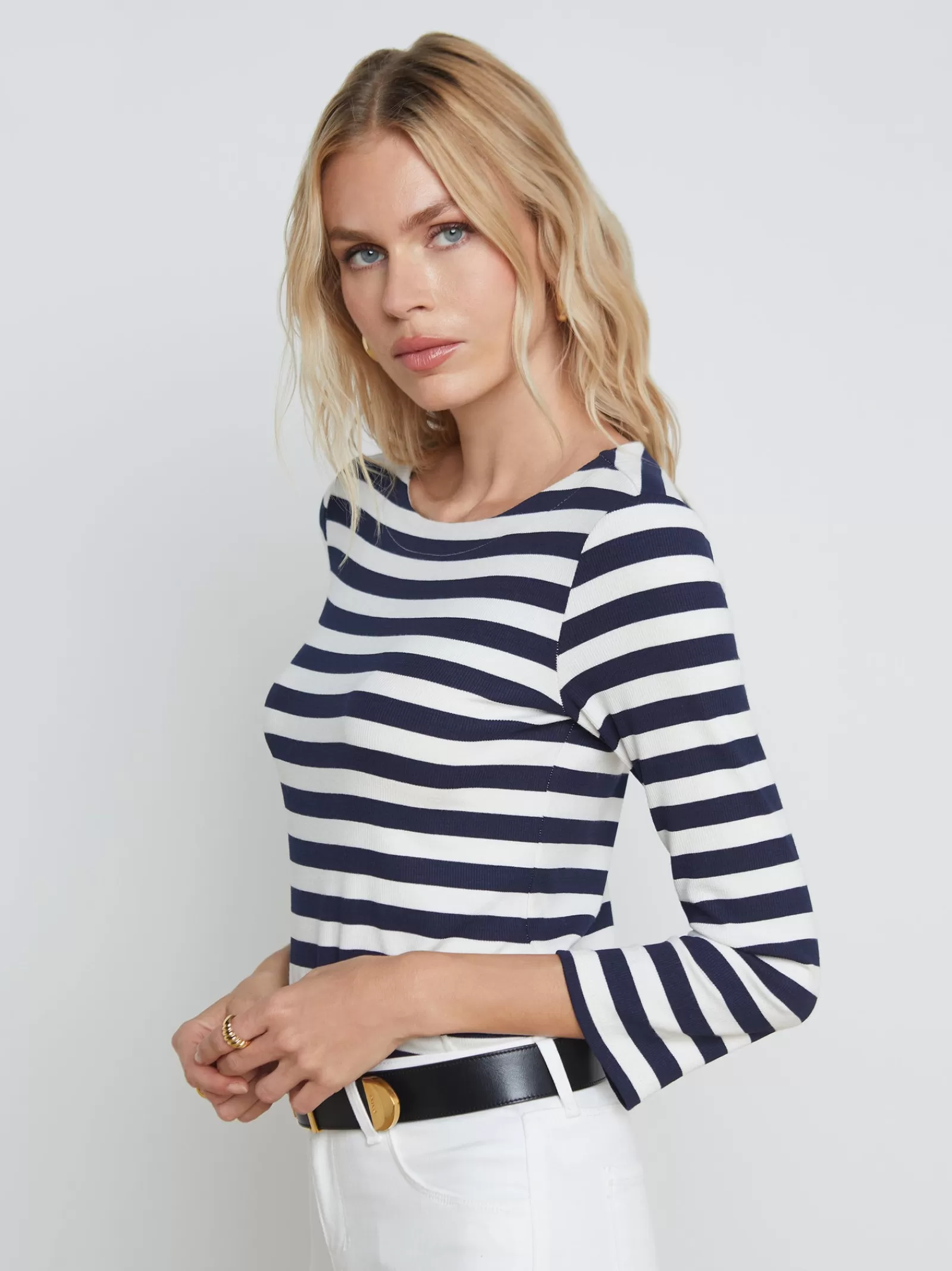 L'AGENCE Lucille Tee< Online Exclusives | Resort Collection