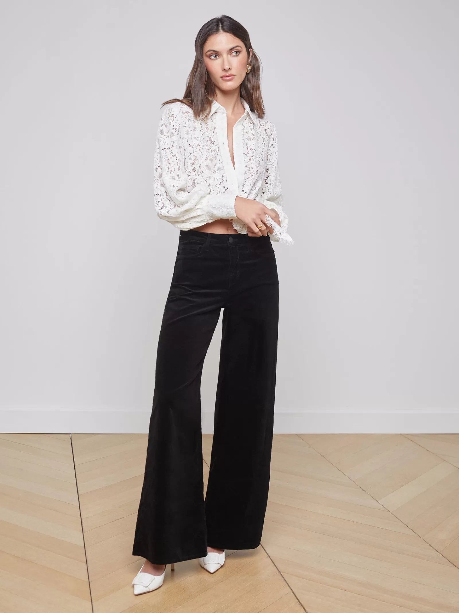 L'AGENCE Maghra Velvet Jean< Wide & Relaxed | Velvet Denim