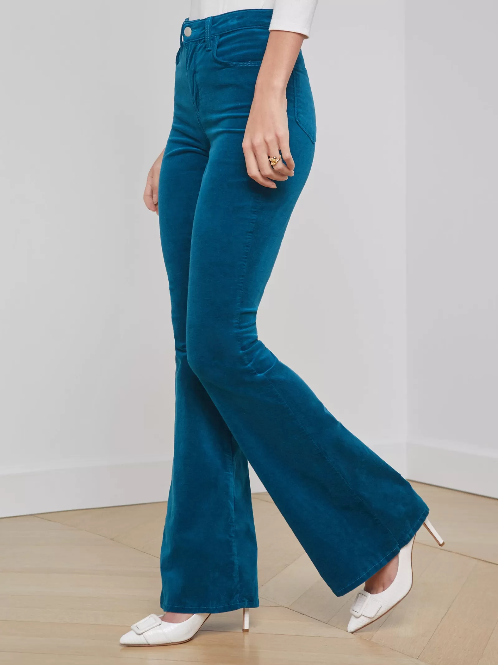L'AGENCE Marty Velvet Jean< Online Exclusives | Flare & Bootcut