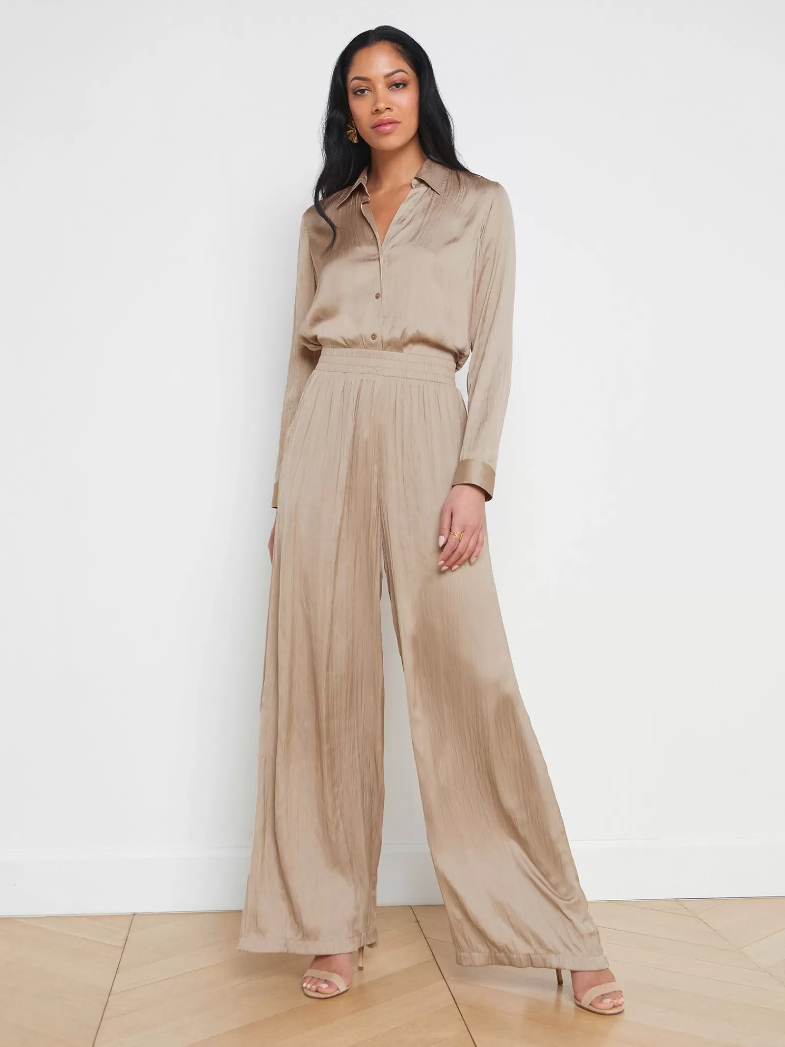 L'AGENCE Nina Crinkle-Effect Blouse< Sets | Spring Collection