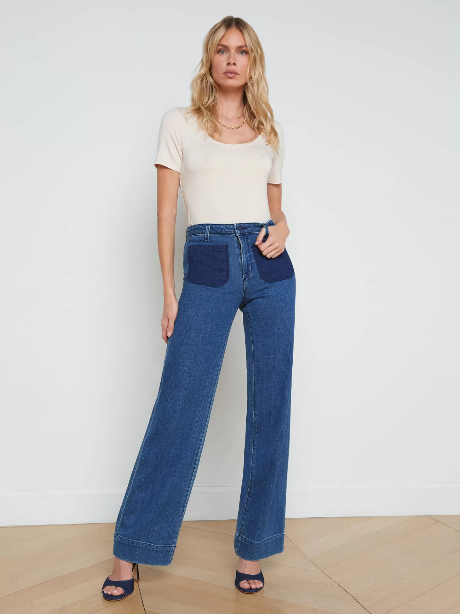 L'AGENCE Nolan Patch Pocket Jean< Spring Collection