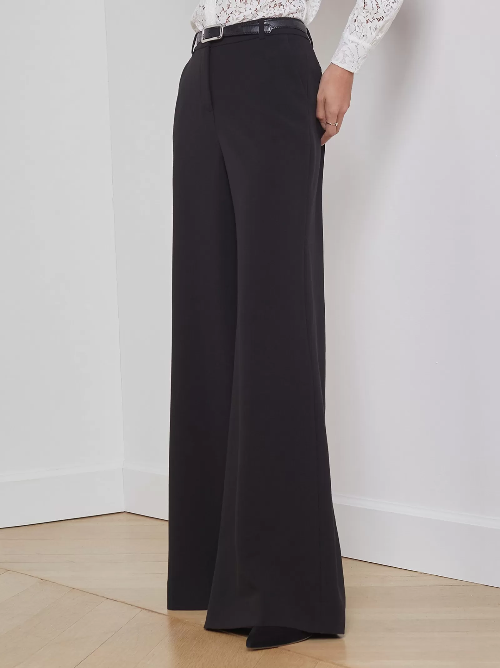 L'AGENCE Pilar Wide-Leg Pant< All Things Black | Sets