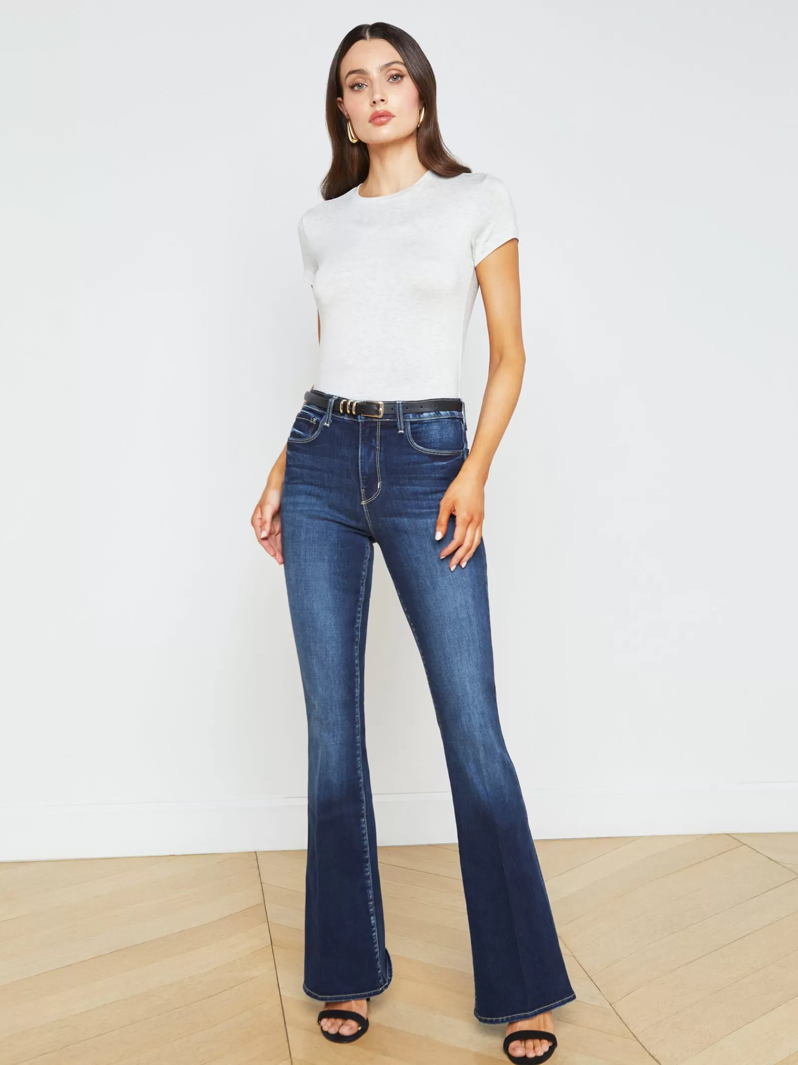 L'AGENCE Ressi Fitted Tee< Online Exclusives | Resort Collection