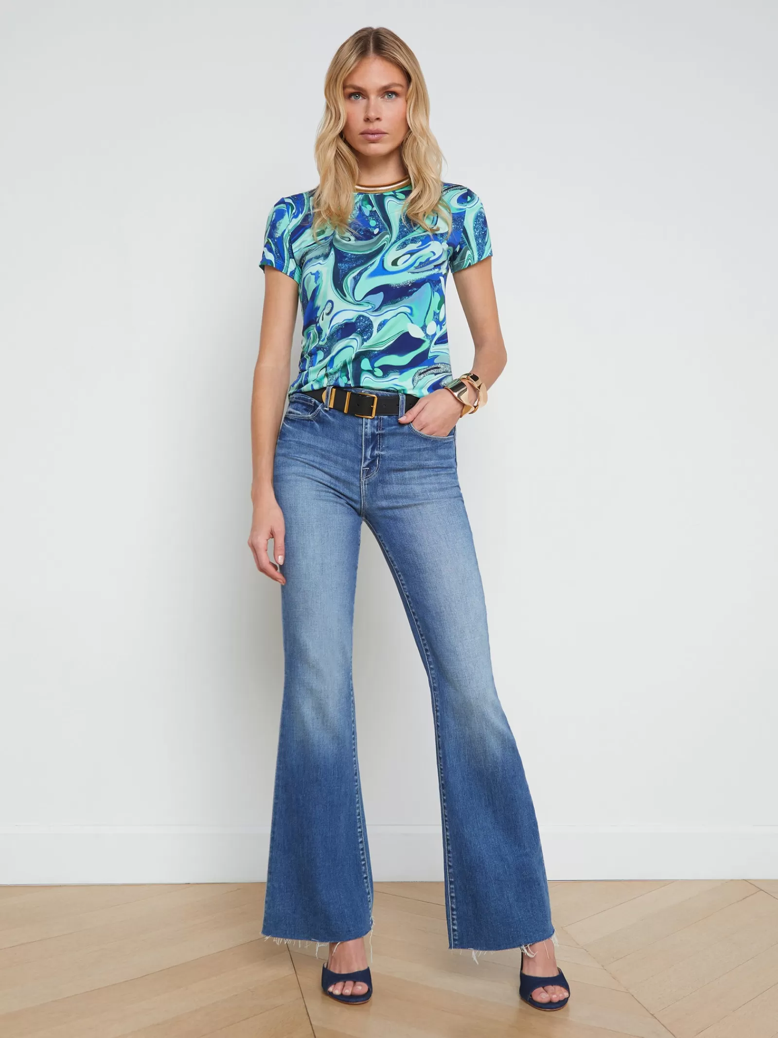 L'AGENCE Ressi Fitted Tee< Print Edition | Spring Collection