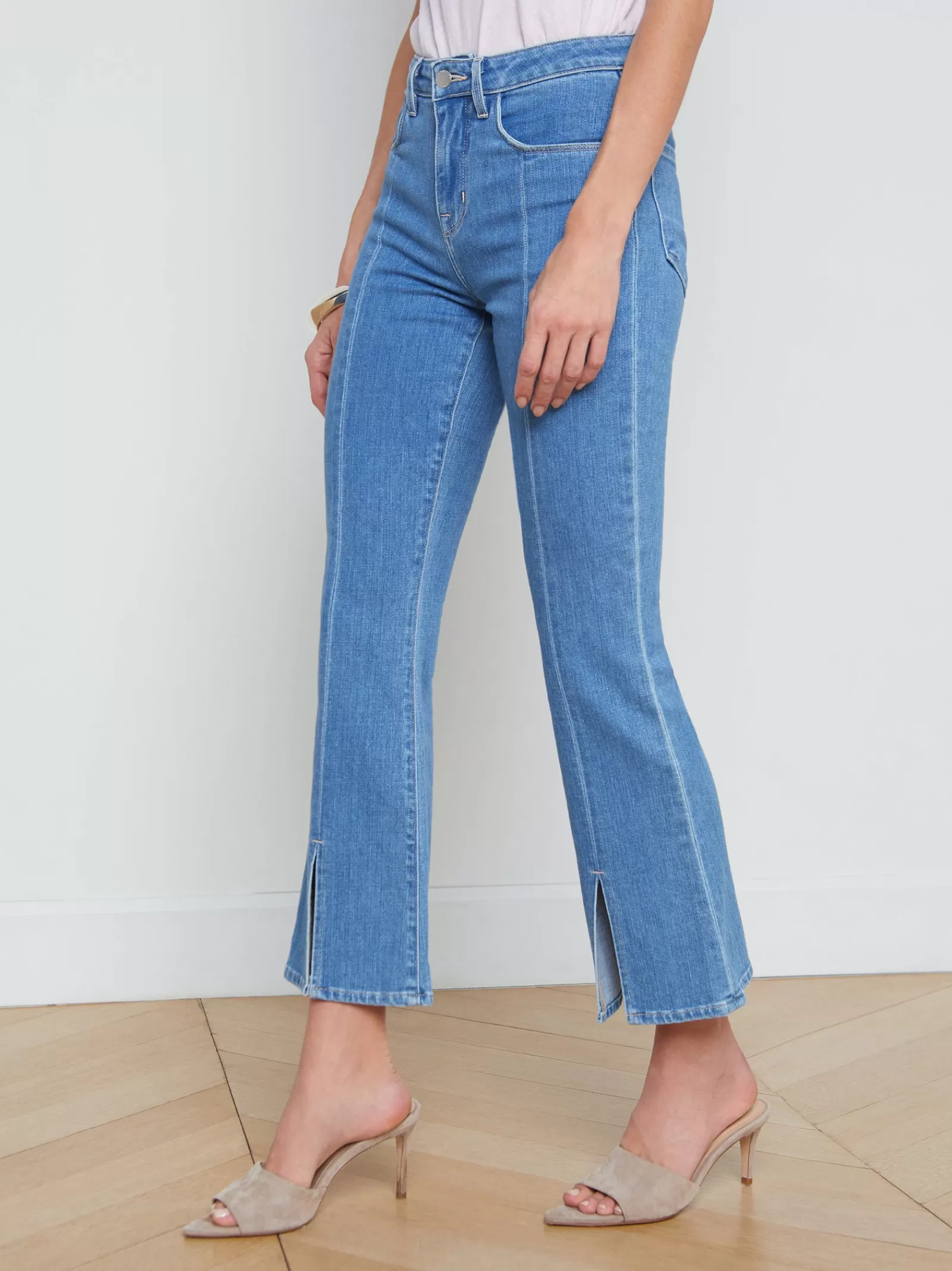 L'AGENCE Rue Split-Hem Cropped Jean< Spring '24 Catalog | Petite