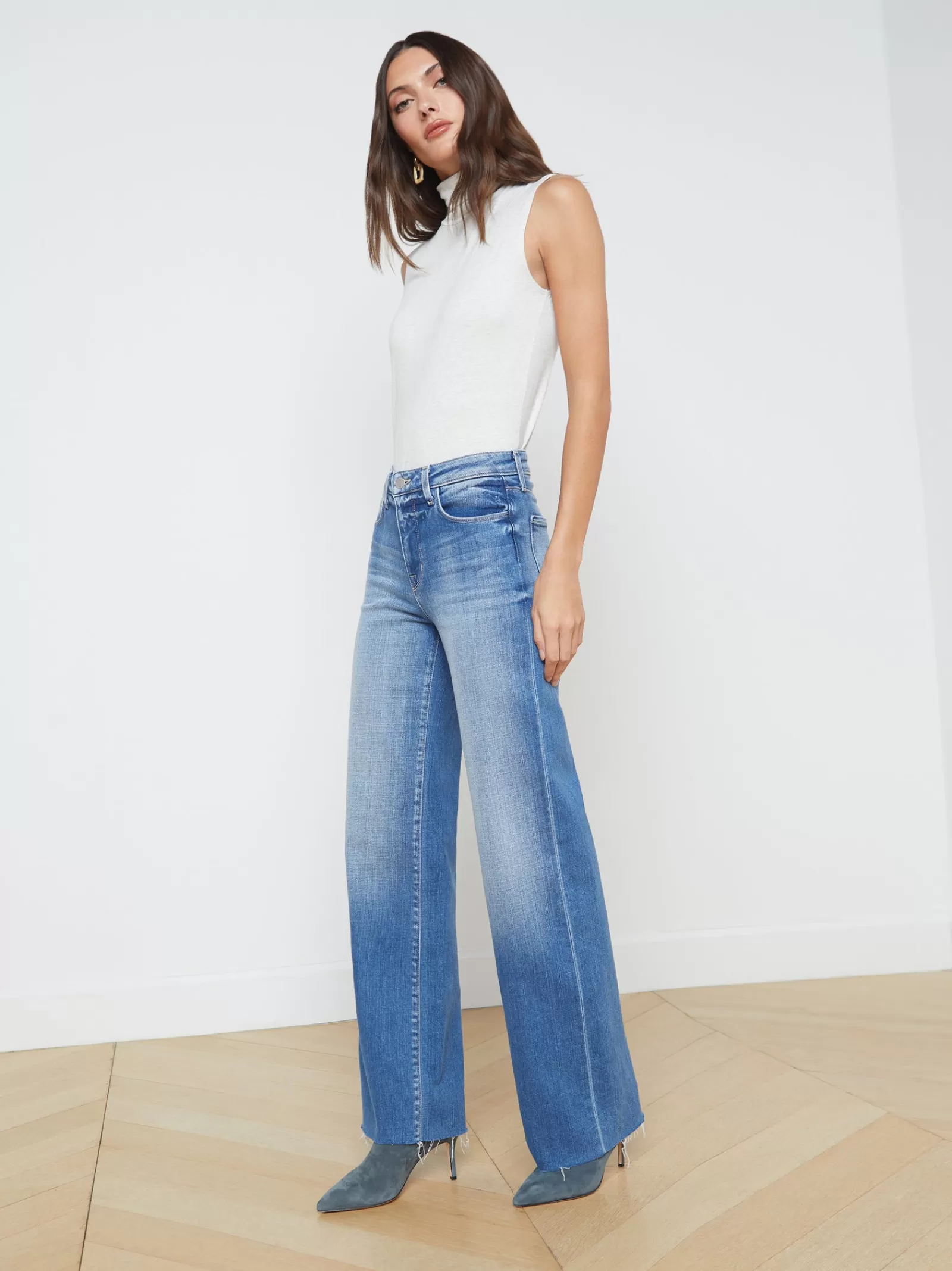 L'AGENCE Scottie Wide-Leg Jean< Back in Stock | Resort Collection