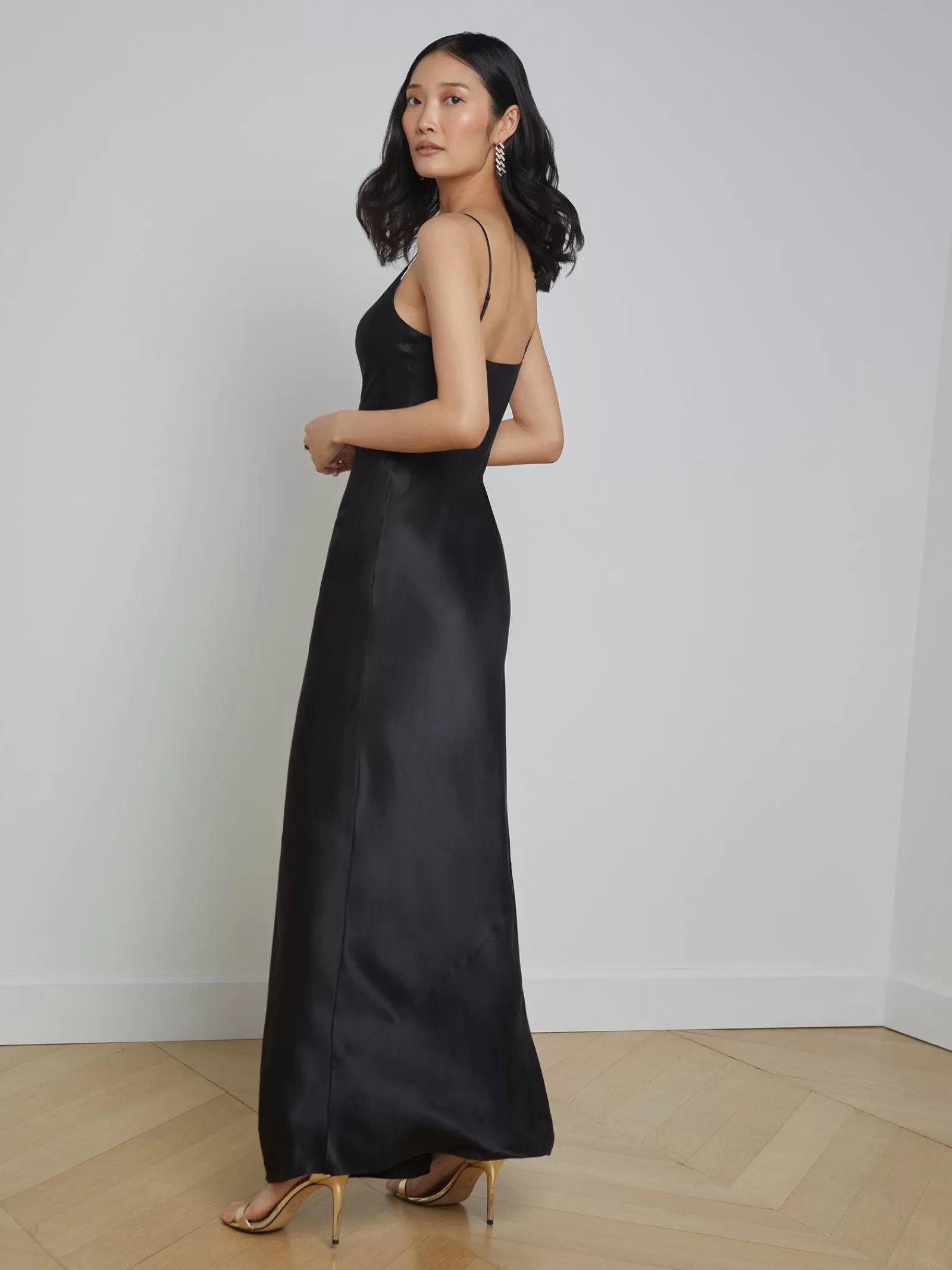 L'AGENCE Serita Silk Slip Dress< Essentials | Silks