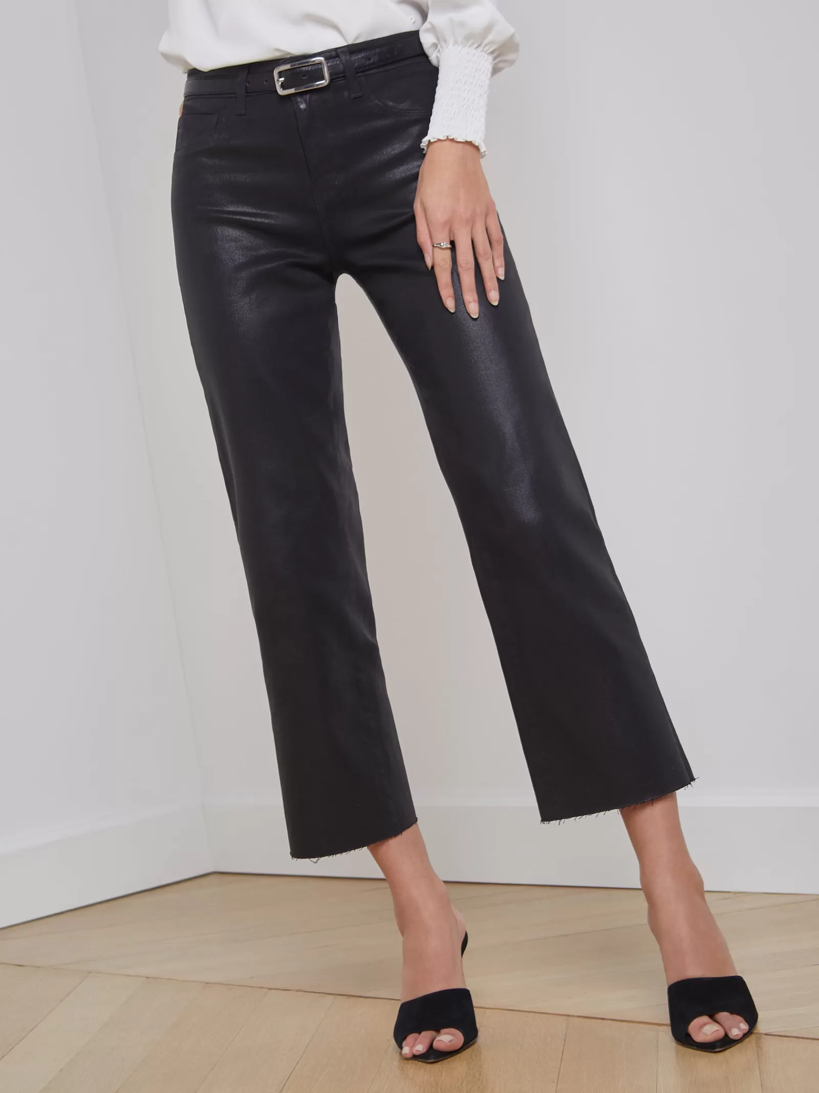 L'AGENCE Wanda Coated Wide-Leg Jean< All Things Black | Petite